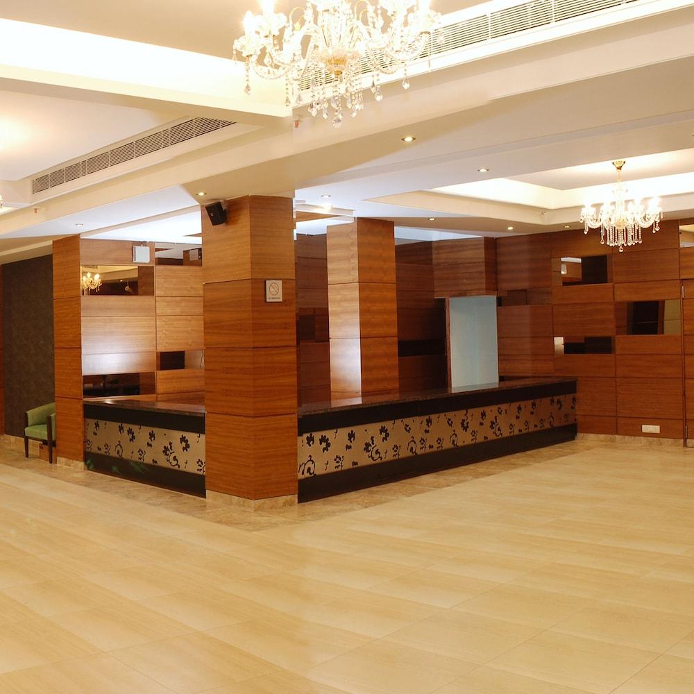 Hotel Africa Avenue Gk - 1 à New Delhi Extérieur photo