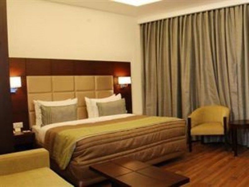 Hotel Africa Avenue Gk - 1 à New Delhi Extérieur photo
